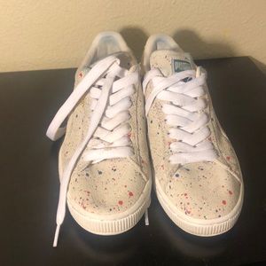 Splatter paint puma